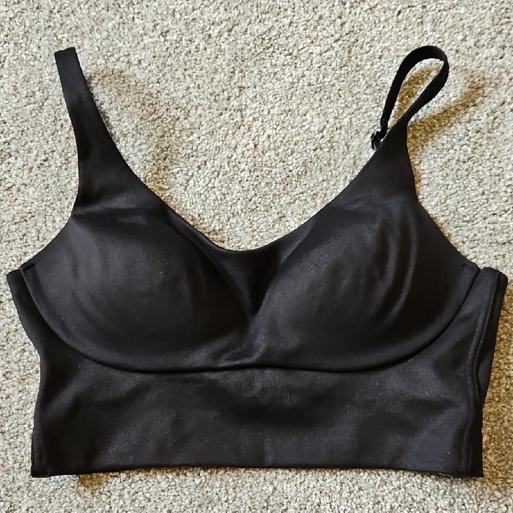 Victoria's Secret On Point Black Sports Bra
